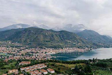 国民党“最高顾问”王金平力挺郑丽文访陆：两岸一家人，有事自己解决